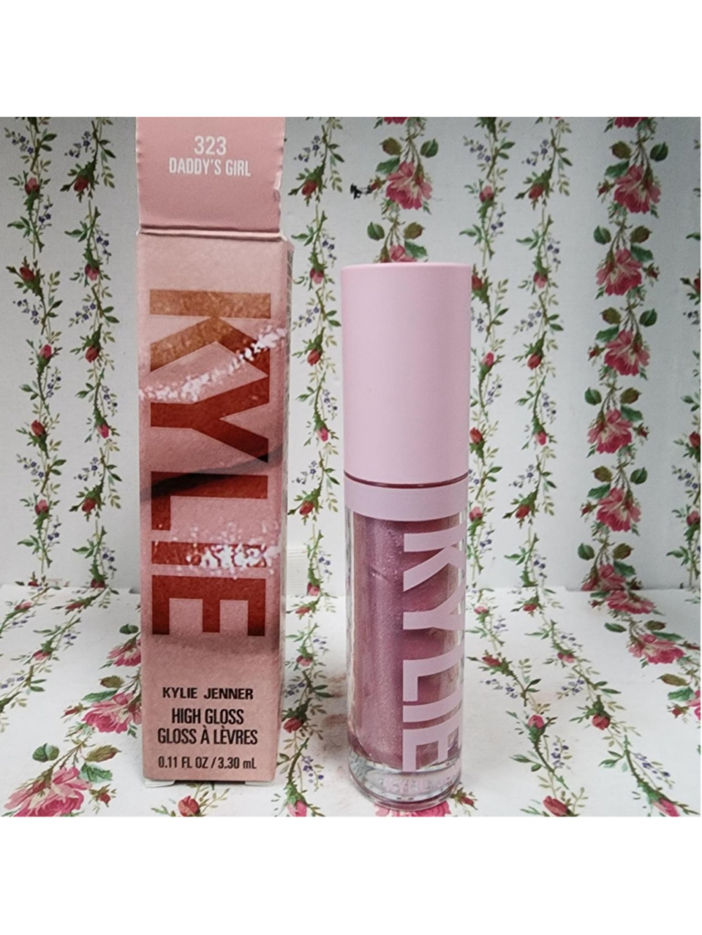Kylie Jenner High Gloss Daddy's Girl in shade 323 #lipgloss #kylie